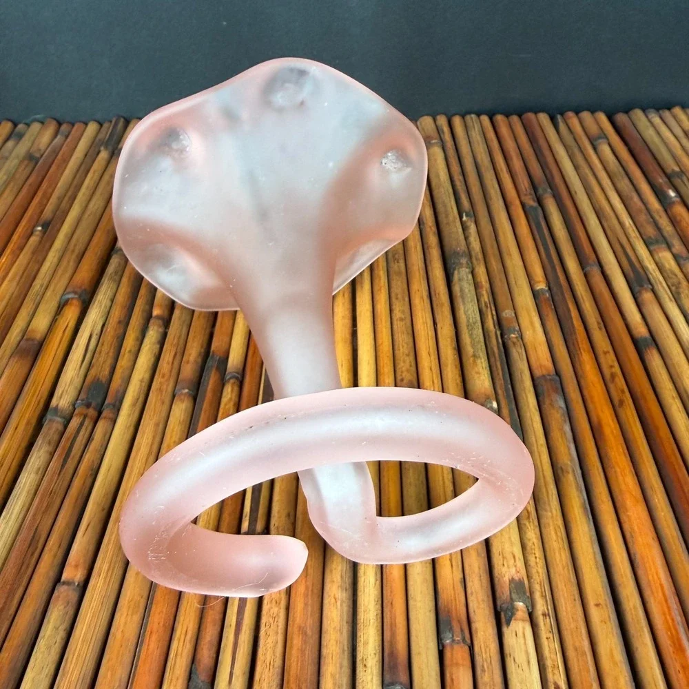 Vintage Vase Pink Art  Satin Glass Ruffle Vase Loop Base Studio 6in Beauty! 2000